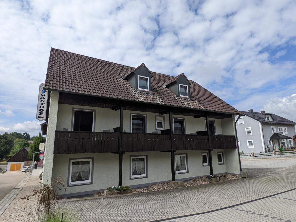 Zum Schwarzen Baeren Hotel Vohenstrauss Exterior foto